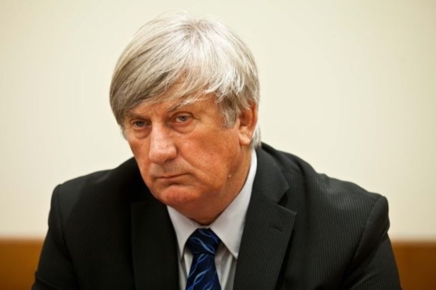 Zlodejstvo sa schováva za reštrukturalizáciu