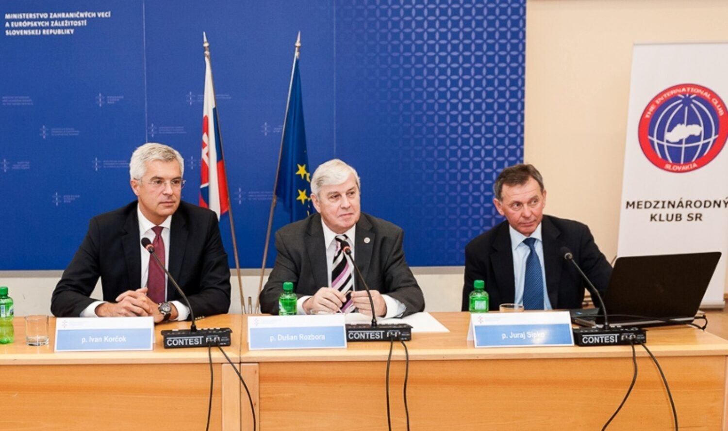 Vplyvný priestor pre informácie a kontakty