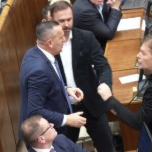 bitka v nrsr 2025 Bitka v parlamente