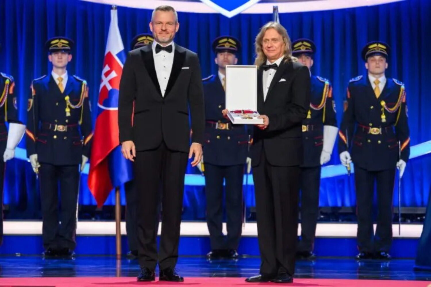 SNN 2_2_VŠIMLI SME SI_Sabovčíkov štvoritý... Semanco Všetko bolo, ako má byť