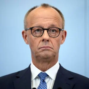 SNN 2_6_ZAHRANIČIE_ČLÁNOK 1 HORE_Merz - NEMECKO Civilizácia modrej planéty a ľudstvo na nej smerujú v ústrety bodu zásadného zlomu