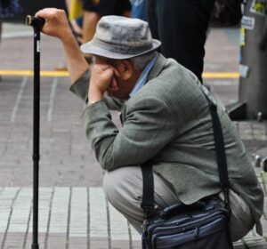 Adresný a spravodlivý odchod do predčasného dôchodku