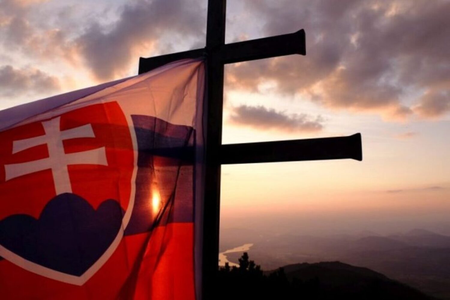 Je súčasná Slovenská republika len bizarným pokračovaním bývalého Československa?