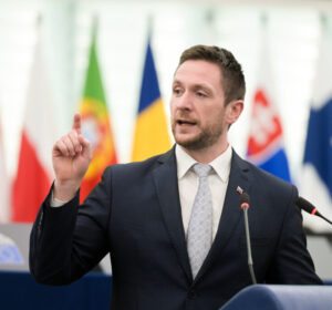 Europoslanec a predseda Hnutia Republika Milan UHRÍK exkluzívne pre matičné noviny