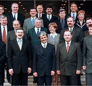 Menenie názorov politikov