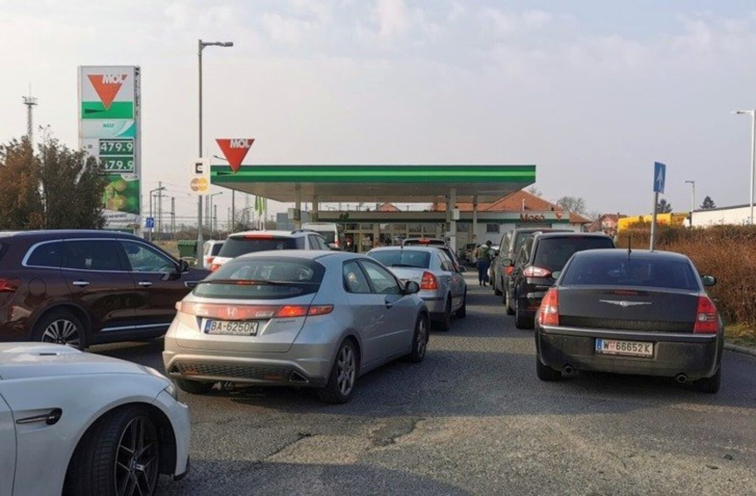 Vojna na Blízkom východe sa nás dotýka viac, než sme si ochotní priznať