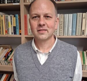 TRI OTÁZKY PRE: Martina LACKA, nekonformného historika slovenskej štátnosti