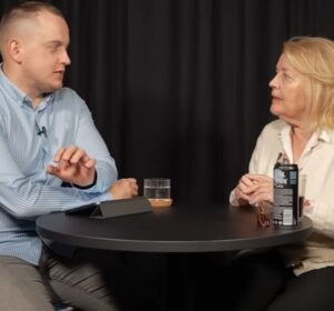 Vášáryová ako satelit