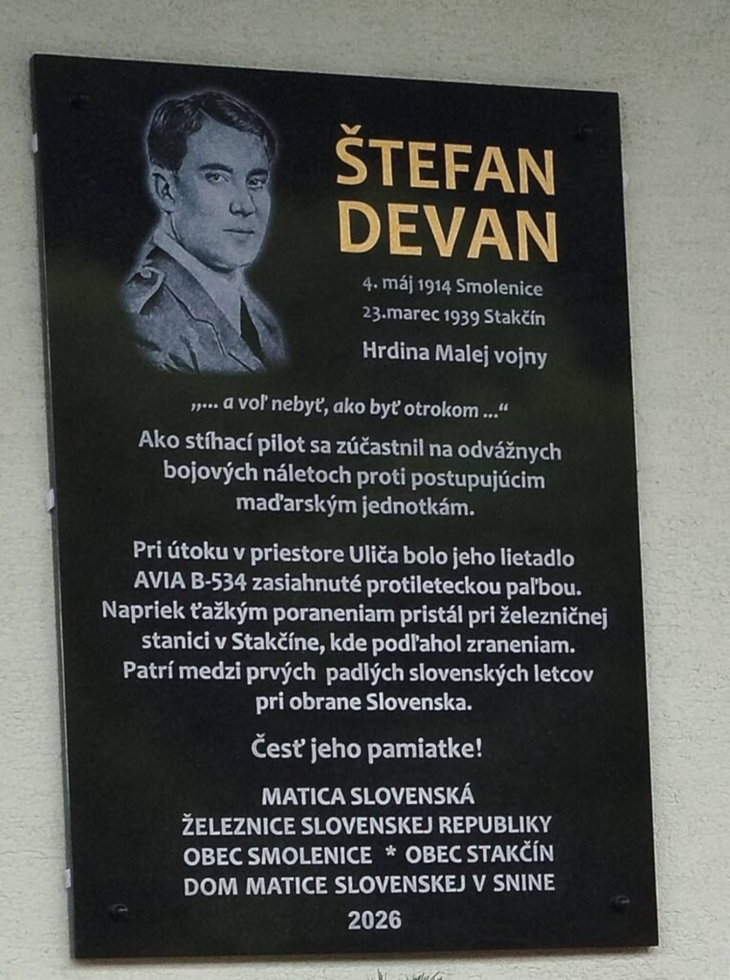 V Stakčíne odhalili pamätnú tabuľu hrdinovi Malej vojny