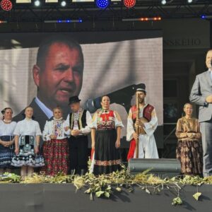 SNN 17_4_PUBLICISTIKA_INTERVIREW_marián kéry Marián KÉRY: Západ nemá právo pretvárať svet na svoj obraz